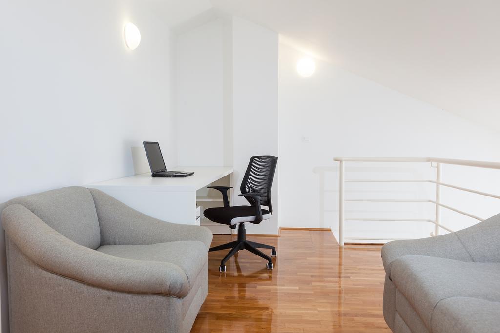 New Gallery Apartment With Beautiful View Башка-Вода Экстерьер фото