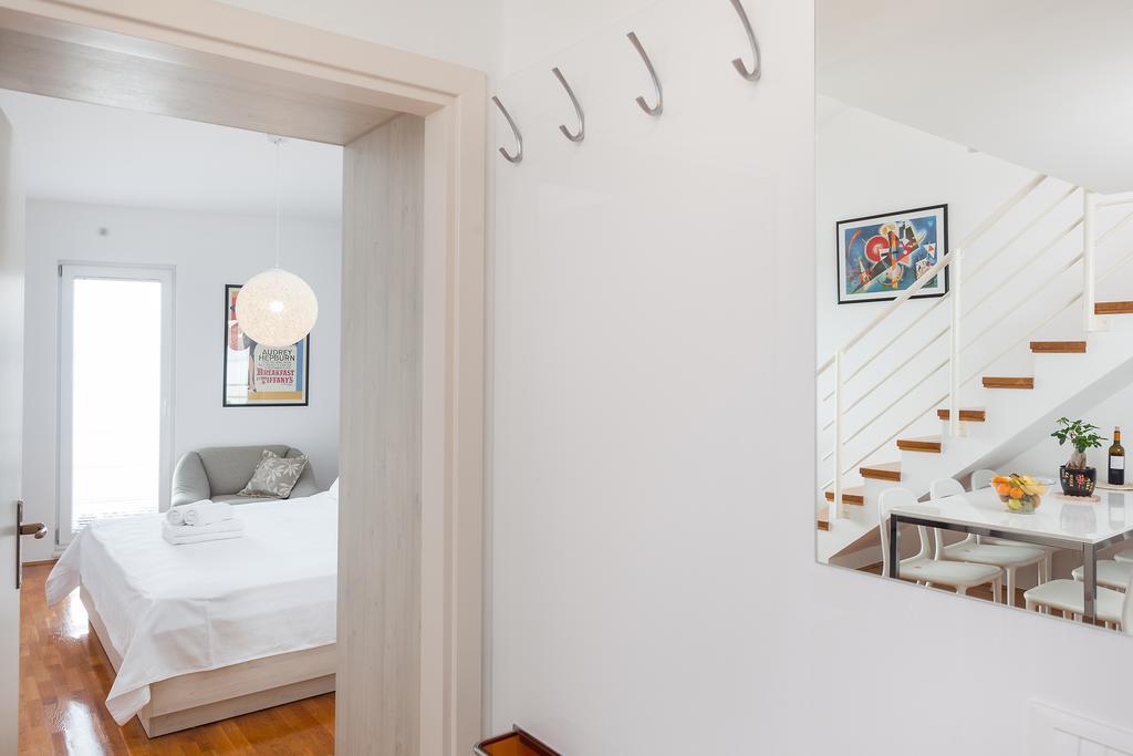 New Gallery Apartment With Beautiful View Башка-Вода Экстерьер фото